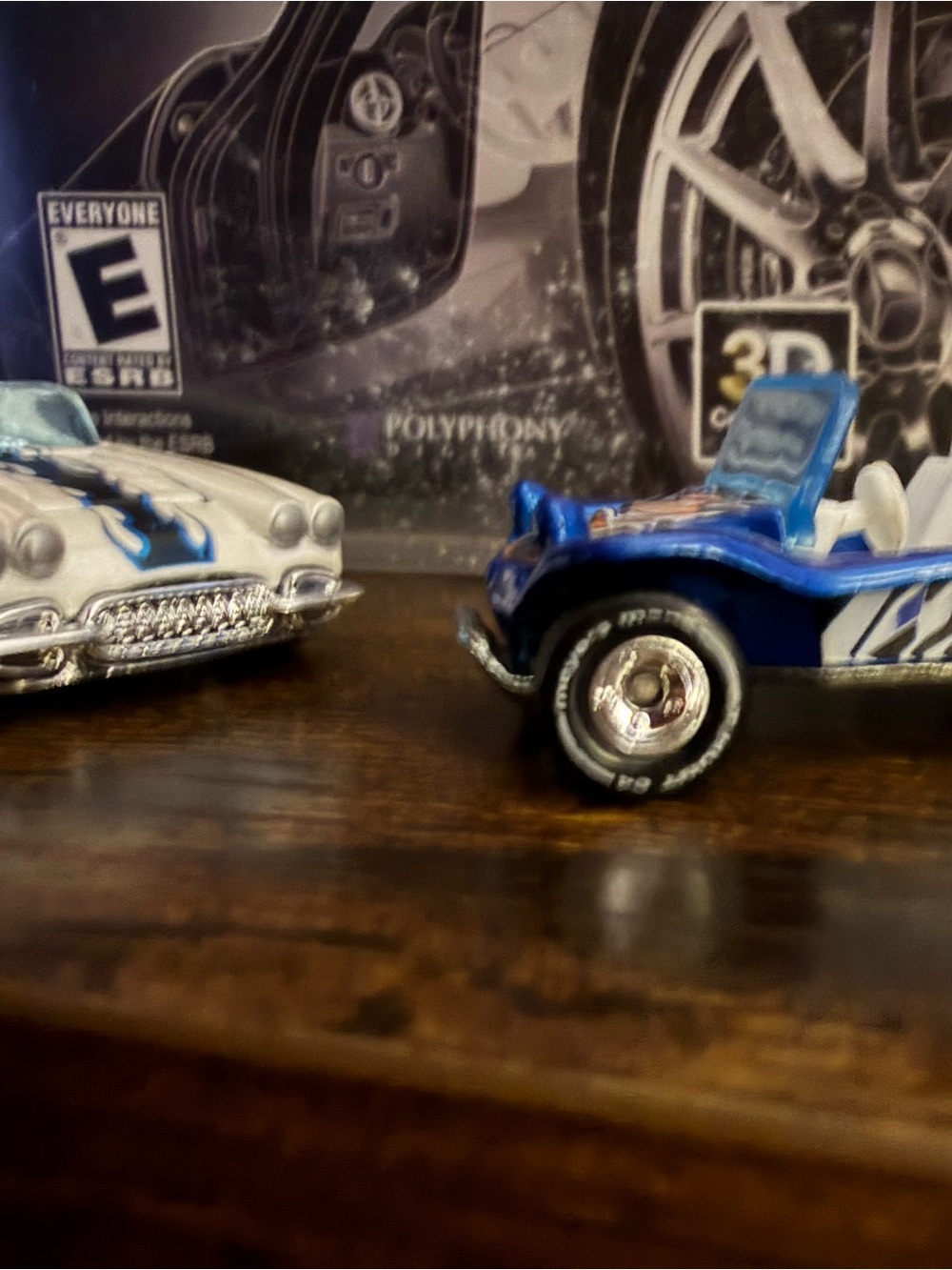 2 Hot Wheels Treasure Hunts